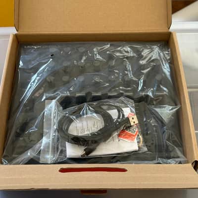 Novation Launch Control XL MK3 MIDI DAW Controller 2025 - Present - Black image 3