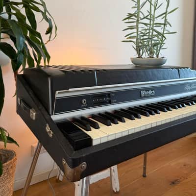Rhodes Mark II Stage 54-Key Electric Piano 1981 - Rare - 2nd owner - Mint image 7