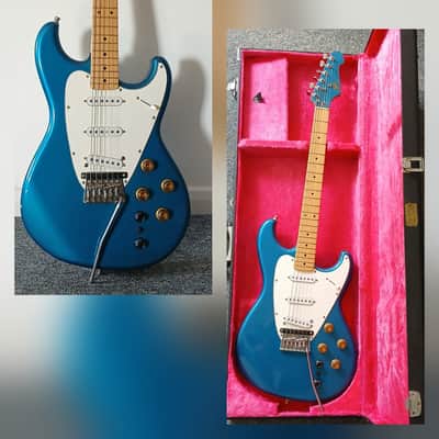 GR G505 vintage guitar synthesizer controller & Roland Polyphonic Guitar Synthesizer GR-300 1980