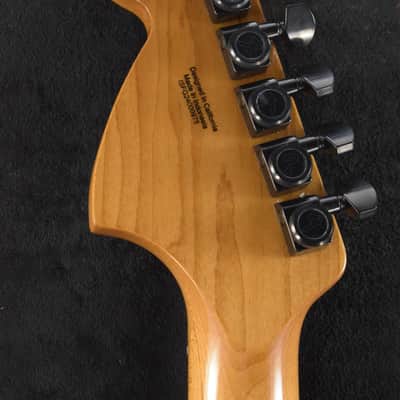 Fender Tom DeLonge Starcaster Satin Shell Pink Rosewood Fingerboard image 6