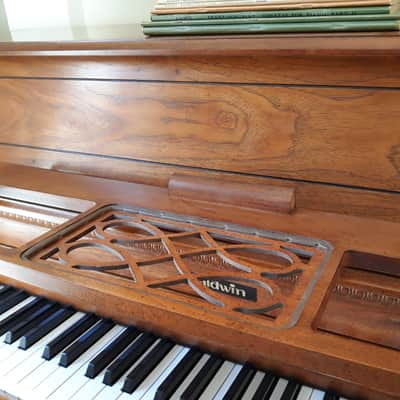Vintage 1987 Baldwin 623 Upright Piano in Satin Walnut image 9
