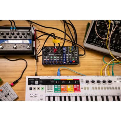 Zoom LiveTrak L6 10-Track Digital Mixer / Recorder image 6
