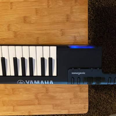 Yamaha Sonogenic SHS-500B 37-key keytar shoulder keyboard Mint Condition image 3