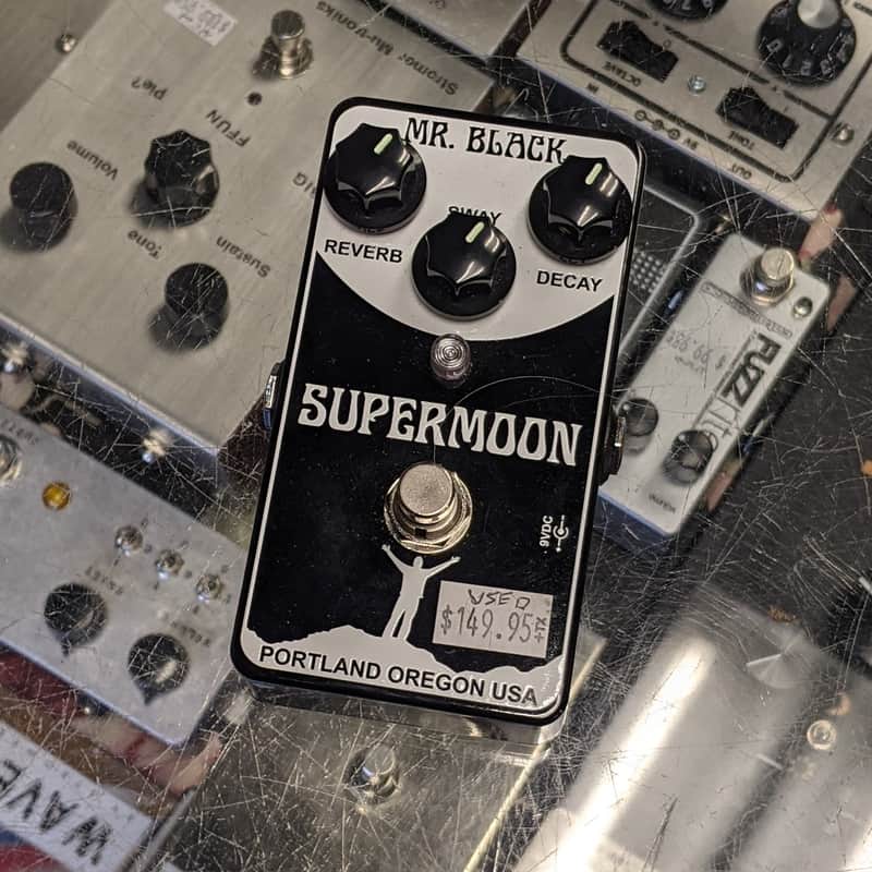 Mr. Black Supermoon