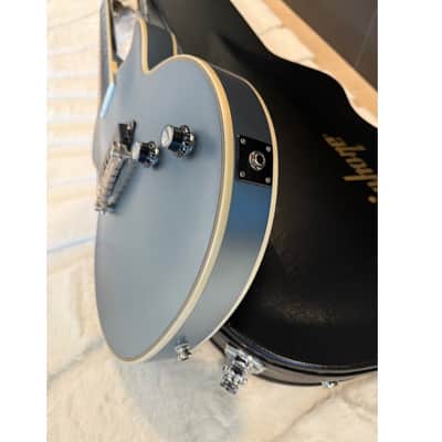 Epiphone Epiphone Jared James Nichols “Blues Power” Les Paul Custom - Aged Pelham Blue image 2