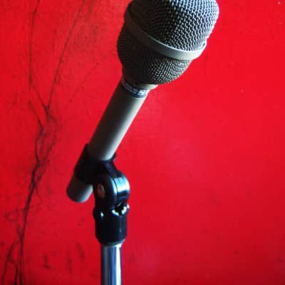 Vintage 1980's Electro-Voice PL11 / RE11 Supercardioid Dynamic Microphone green Low Z w mic clip & case RE10 RE15 image 7