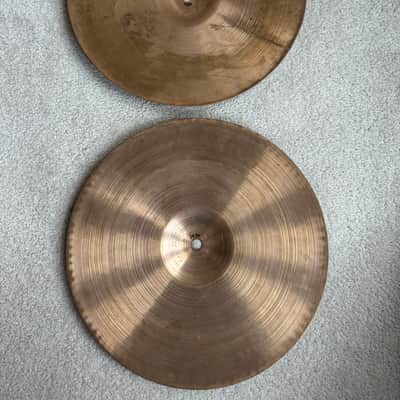 Paiste Black Label 14 inch 2002 Hi Hat Cymbals - 980 1070 Grams - 617xxx 1976 - Cu image 2