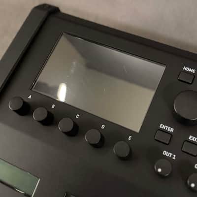 Immagine Fractal Audio FM9 Mark II Turbo Amp Modeler / FX Processor 2026 - 14