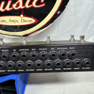 One Control Crocodile Tail Loop with BJF Buffer 10 Effects Loops Pedal with MIDI image 10