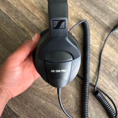 Sennheiser HD 280 Pro Over Ear Headphones V2 2010s - Black image 3