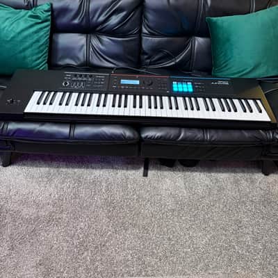 Roland Juno DS76 Synthesizer - Black