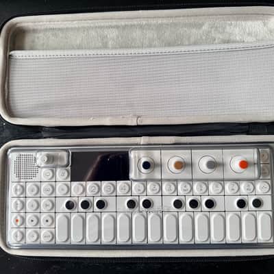 Teenage Engineering OP-1 Field Portable Synthesizer Workstation 2022 - Present - White image 3