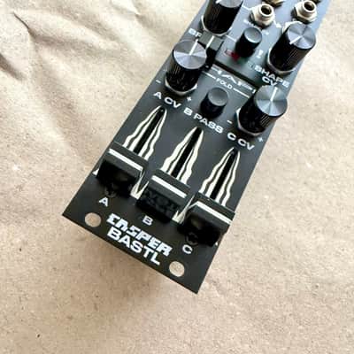 Bastl Instruments Waver Eurorack VCA Mixer Wavefolder Distortion RingMod Shaper image 2