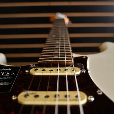 Fender American Ultra Stratocaster Left-Handed LH RW 2021 Arctic Pearl APL US210072828 7lb 15.9 oz image 18