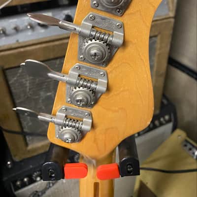 1983 G & L L-1000 - Black - OHSC Included - Lefty! image 7