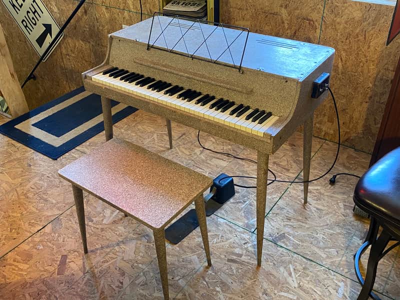1955 Wurlitzer 112 Electric Piano image 1
