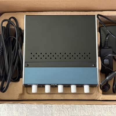 PreSonus HP4 4-Channel Headphone Amplifier 2010s - Blue image 3