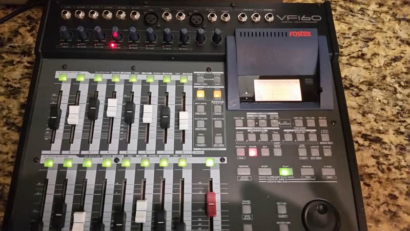 Fostex VF 160 Digital Multitrack Recorder - CD/RW image 1