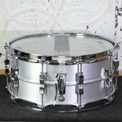 Ludwig B-Stock 6.5 X 14 Acrolite Classic Snare Drum 10 Lug image 2