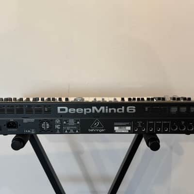 Behringer DeepMind 6 37-Key 6-Voice Polyphonic Analog Synth 2017 - Present - Black image 10