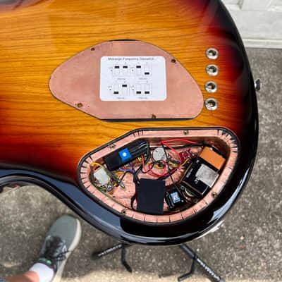 Lakland USA 4-94 Deluxe 1997 - Vintage 3T Sunburst image 8