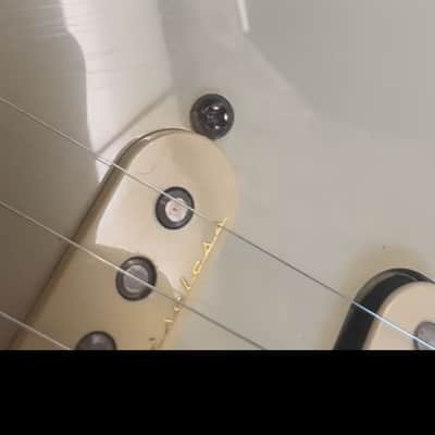 Fender American Deluxe Fat Stratocaster HSS with Rosewood Fretboard 1999 - 2003 3-Color Sunburst image 20