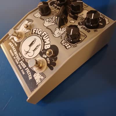 Stone Deaf FX Fig Fumb V1 image 2