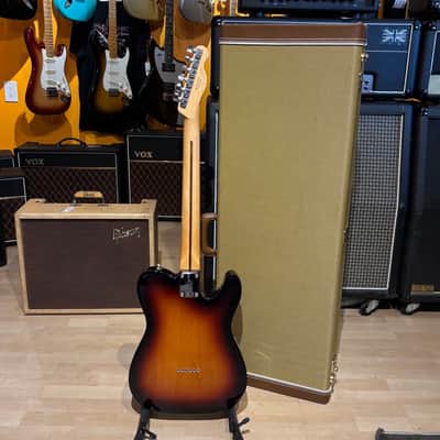 Fender -  LEFTY Player Telecaster (Maple- 3TSB) w/ Fender Tweed HD Case (2018)- USED image 2