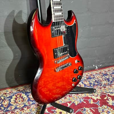 + New Video Gibson 2017 SG Standard Cherry Burst + Locking Tuners + Case image 4