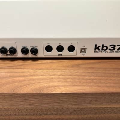 Waldorf kb37 37-Key Eurorack Keyboard Synthesizer 2016 - Present - White image 2