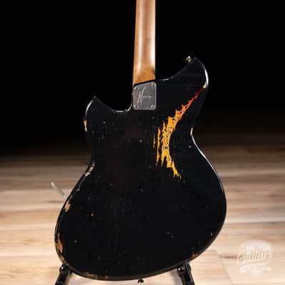Novo Dealer Limited Nucleus Serus J Guitar – Bull Black over ‘64 3-Tone Burst image 7