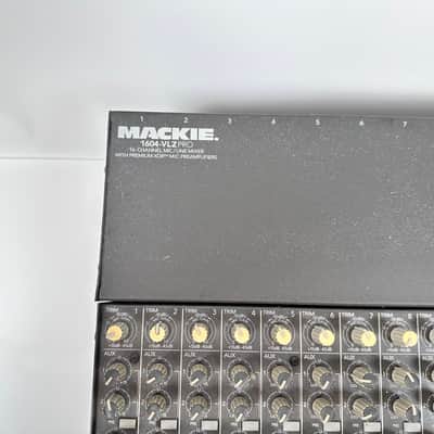 Mackie 1604-VLZ Pro 16-channel Mic/Line Mixer with Premium XDR Mic Preamplifiers image 4