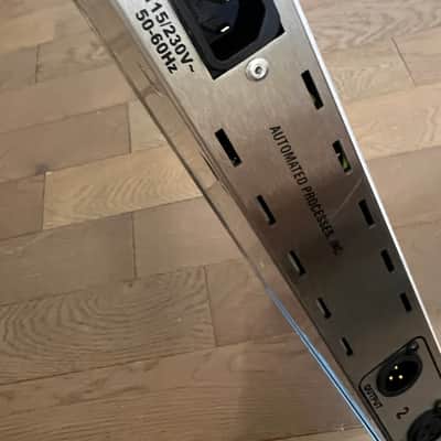 API 3122V 2-Channel Microphone Preamp 2022 - Present - Blue image 14