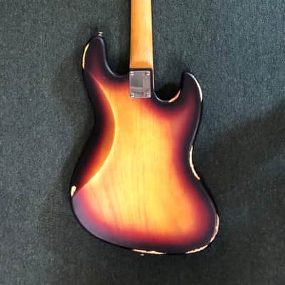 Vintage LV74MRJP Fretless 4-String Bass 2021 Satin Distressed Sunset Sunburst image 8