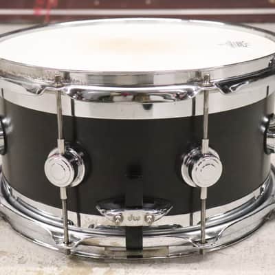 DW Collector's Series Sound Edge 7x13" Snare Drum Brass / Maple image 7