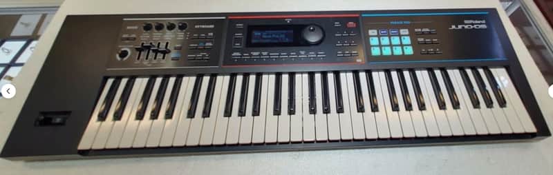 Roland JUNO-DS61 61-Key Mobile Synthesizer TC5004194 image 1