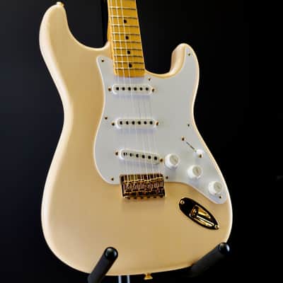 Fender Custom Shop Limited Edition 1954 Hardtail Stratocaster DLX Closet Classic 1-Piece Quartersawn Maple Neck Fingerboard Super/Super Faded Aged Shell Pink image 1