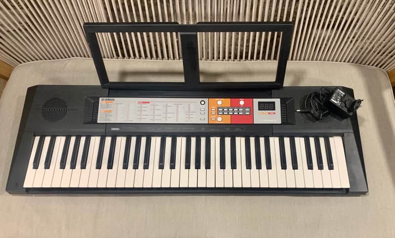 Yamaha PSR F50 image 1