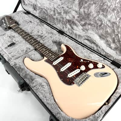 2021 Fender Limited Edition American Professional II Stratocaster Solid Rosewood Neck - Shell Pink image 1