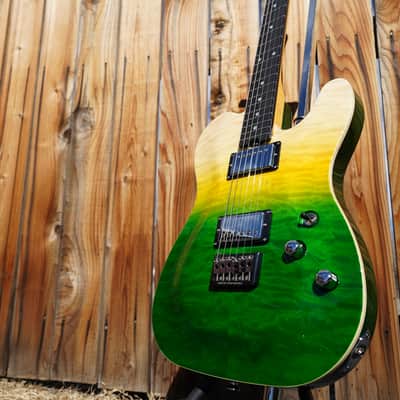 Schecter DIAMOND SERIES PT Classic - Caribbean Fade Burst 6-String Electric Guitar w/ Black Tweed  Hard Case image 7