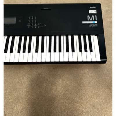 Korg M1 - Synthesizers - Good w/ Hard Case image 4