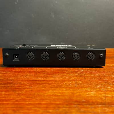 Yamaha YMM2 Midi Merge Box w/ AC Adapter - Rare 80's Vintage - F176 image 8