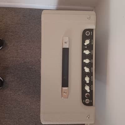 Fender Blues Junior IV FSR Limited Edition "Blonde Nubtex" 15-Watt 1x12" Guitar Combo 2024 - Blonde Nubtex +$100 spare tubes image 2