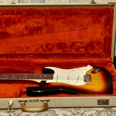 Rare 1986 Fender American Vintage '62 Stratocaster - 3-Color Sunburst, Wicked Kool Vintage Stratocaster! Pro Set Up and Ships Fast! image 21