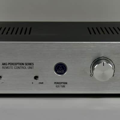 AKG P820 Perception 820 Multi-Pattern Dual-Capsule Tube Condenser Microphone image 5
