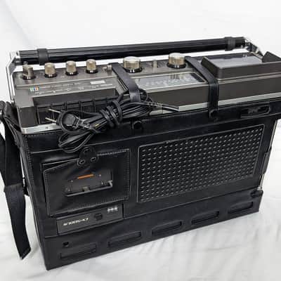 Vintage JVC CX-500US Portable TV AM/FM Cassette Player/Recorder Combo - Tested & Working image 24