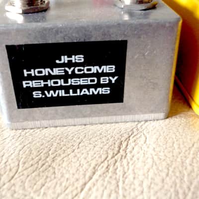 JHS Honey Comb Deluxe. Rare! image 2