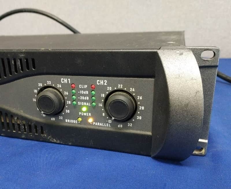 QSC PLX 3002 Power Wave Professional Power Amplifier 3000 Watts