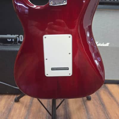 Fender Player II Stratocaster HSS (chambered mah.) Transparent Cherry Burst image 3