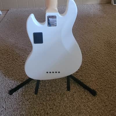 Sire 2nd Generation Marcus Miller V7 Vintage WB Alder 5-String with Maple Fretboard 2024 - White image 7